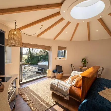 East Thorne Glamping Holiday home *