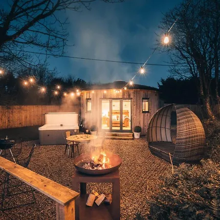 East Thorne Glamping Holiday home