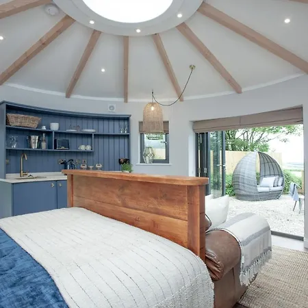 East Thorne Glamping Holiday home